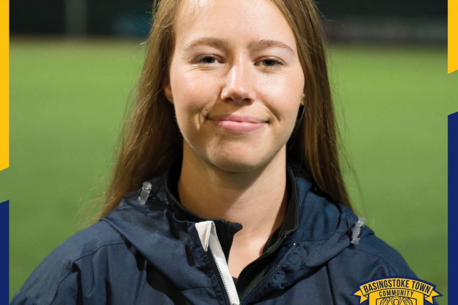 We're really proud to announce that we've strengthened our medical team following the acquisition of talented Sports Therapist, Amy Cogdon. This photo shows a picture of Amy at the Winklebury Football Complex.